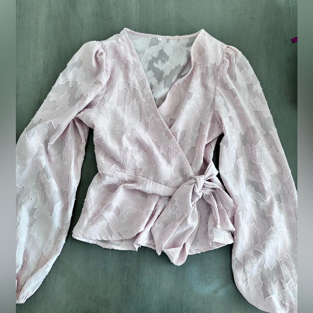 Pink blouse with tie